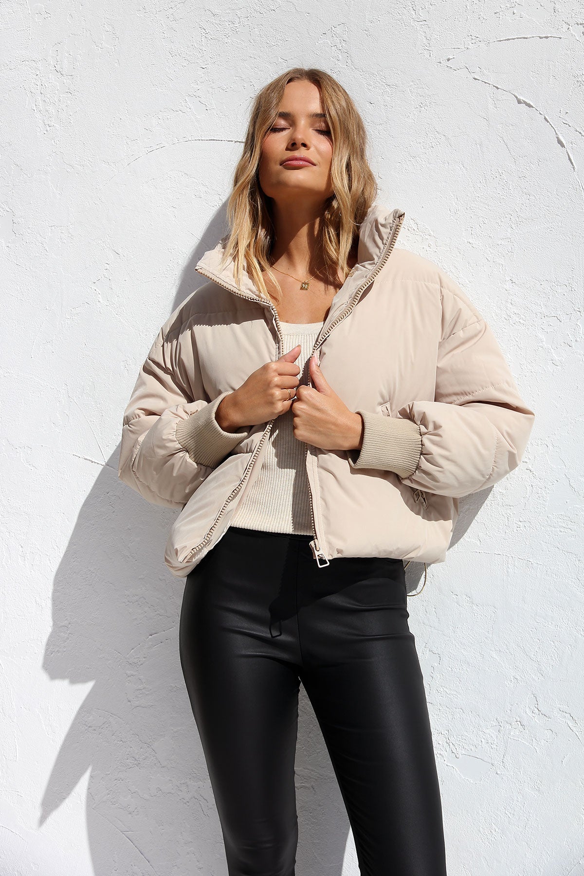 Boston Puffer Jacket BEIGE – Littlelace - Main Image