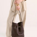 Leonie Bucket Bag BROWN